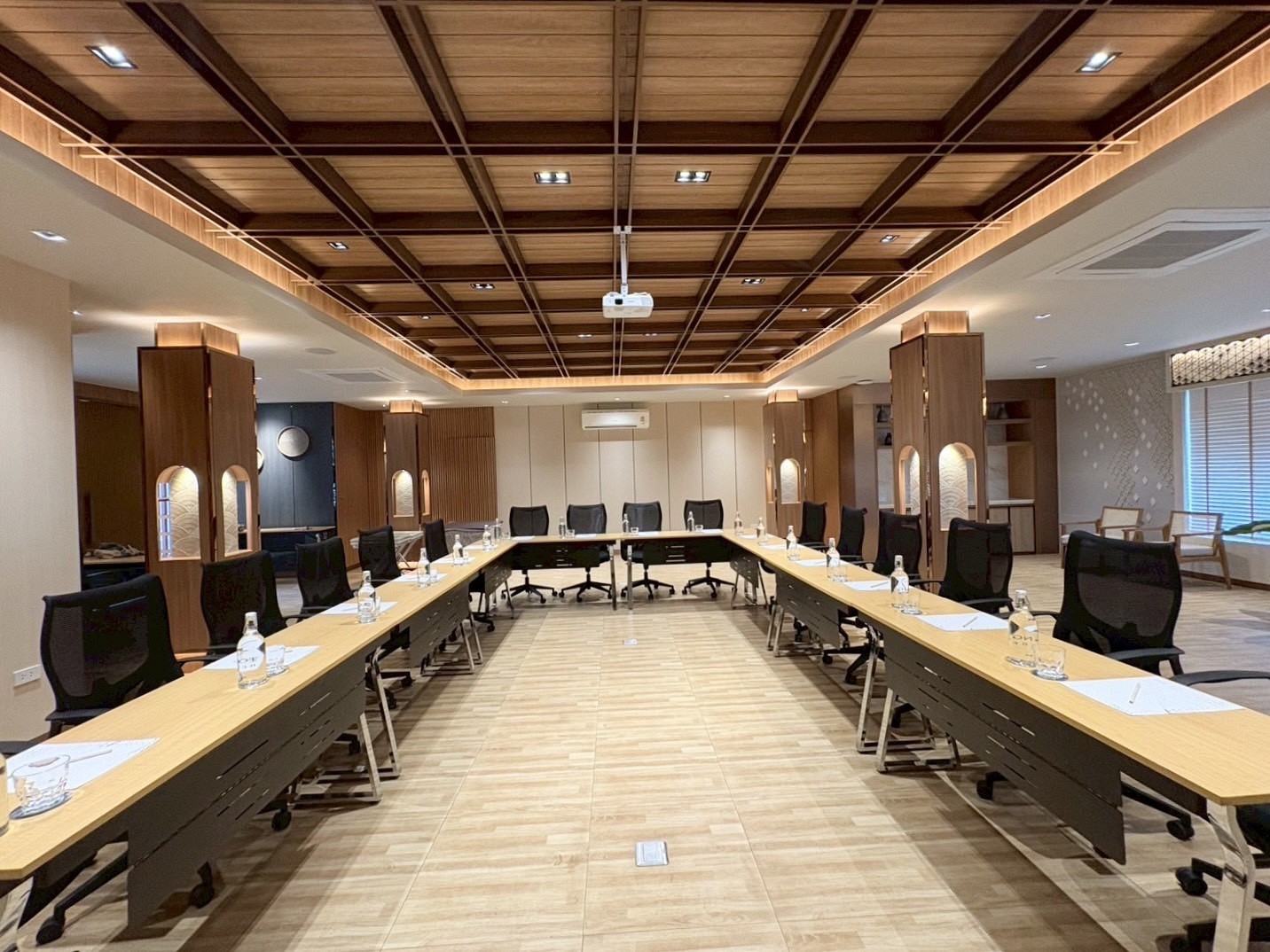 Wanalee Meeting Room