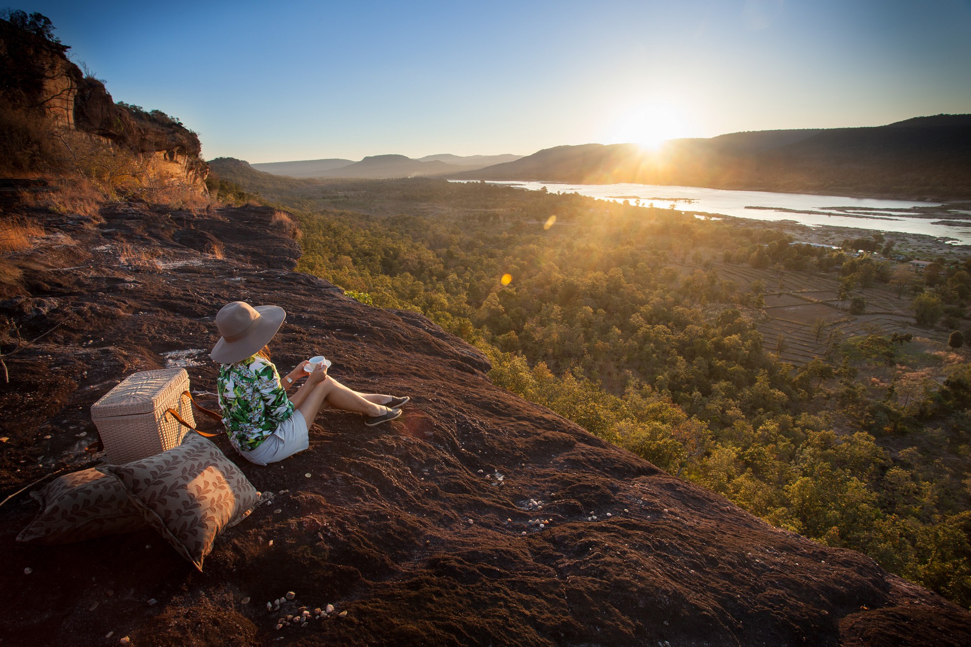 Sunrise Picnic At Pha Taem