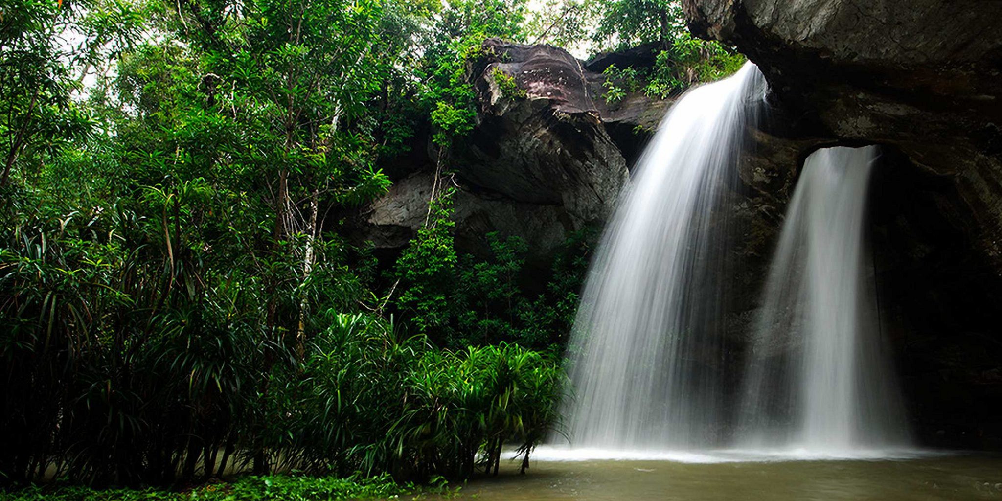 Saeng Chan Waterfall