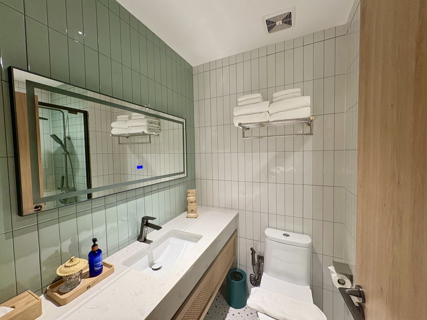 Family King Room With River View