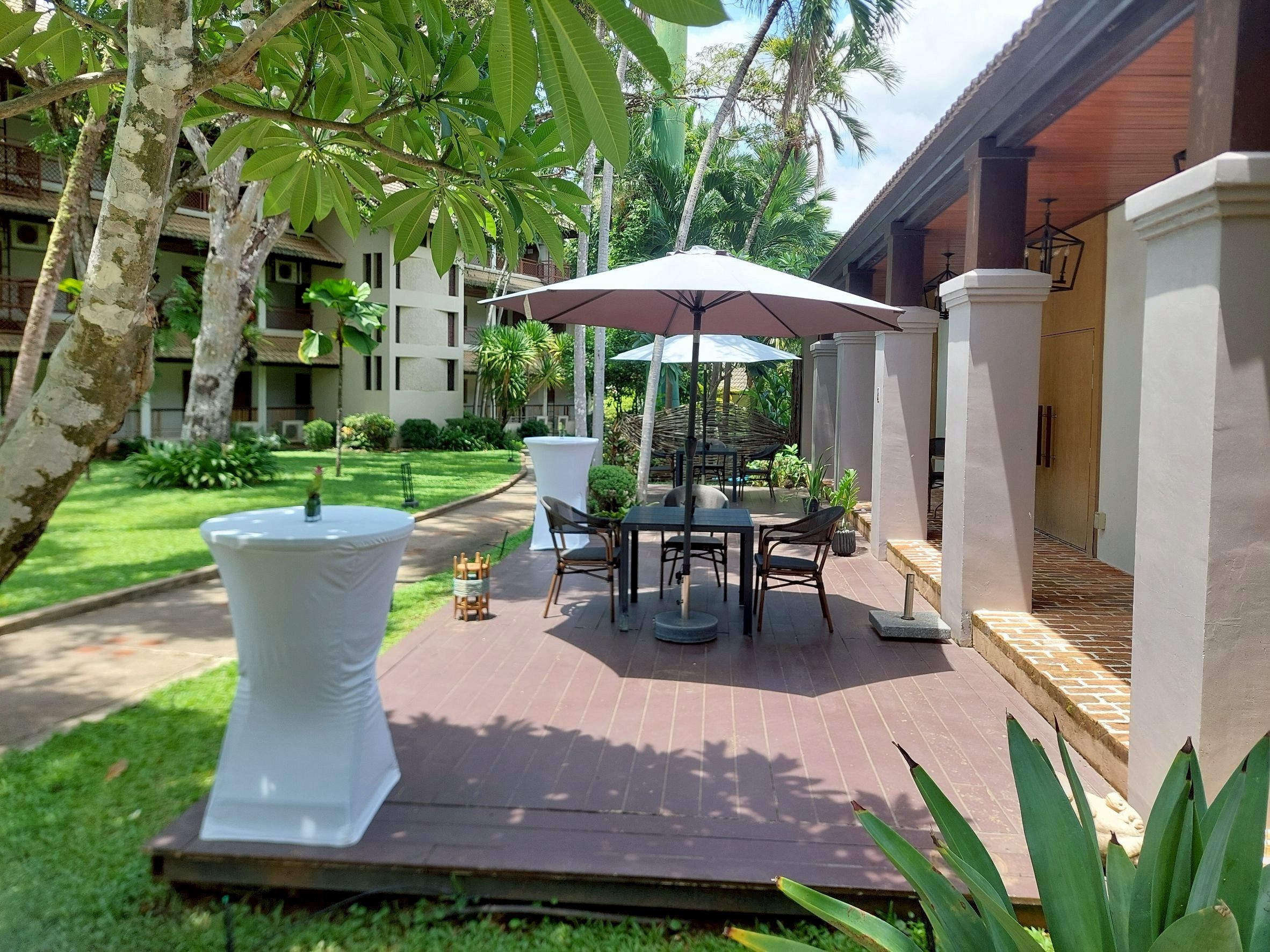 Kanadol Meeting Room